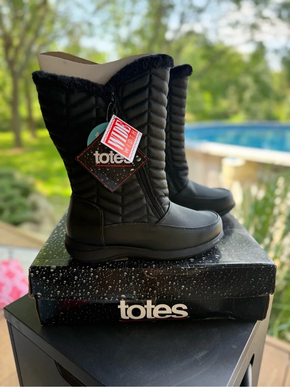 totes Black Quilted Faux-Fur Trim Insulated Winter Boots